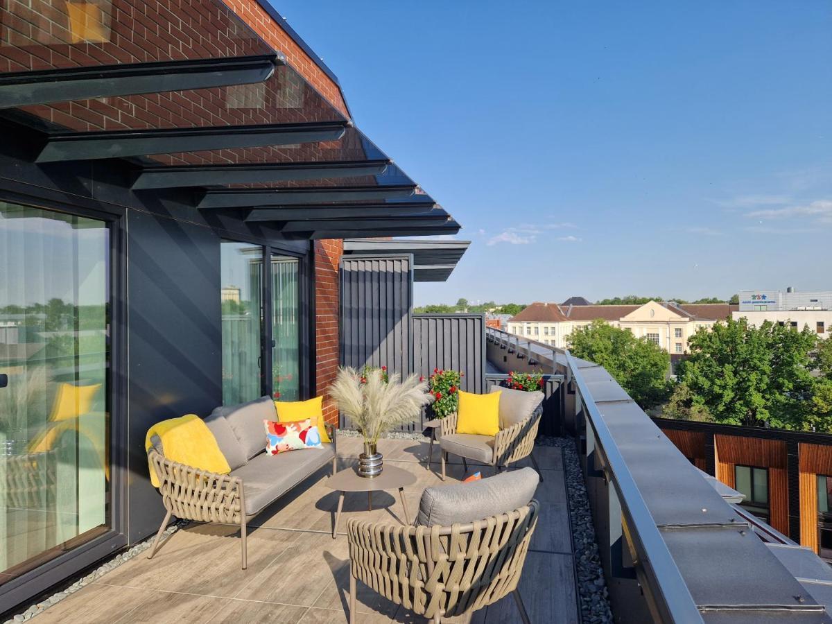 Artisa Riia Str 20A Luxury 2Br Penthouse Apartment Tartu Buitenkant foto